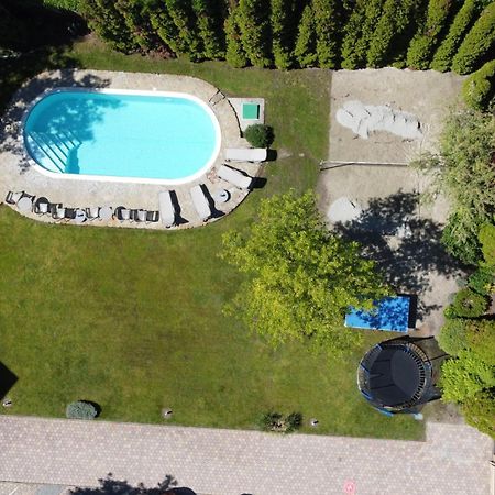 Kuenszler Apartmanhaz Zamárdi Buitenkant foto